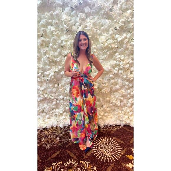 LIV FOSTER Tie Dye Multicolor Floral Abstract Side Cutout A-Line Gown Size 10 - Picture 6 of 16